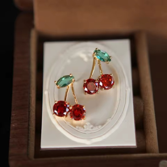 Red Zircon Cherry Leaf Stud Earrings Women - Picture 1 of 3